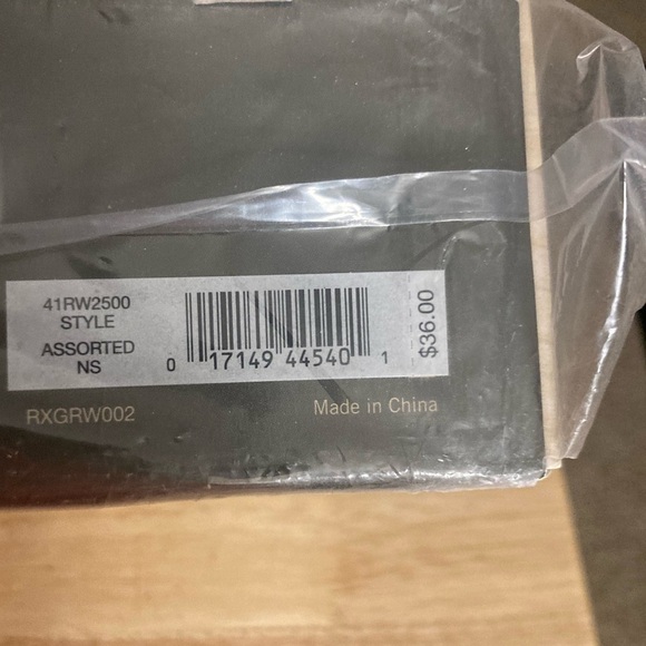 Reward Original slimfold wallet with led multi tool. Brand new in package - Picture 6 of 6